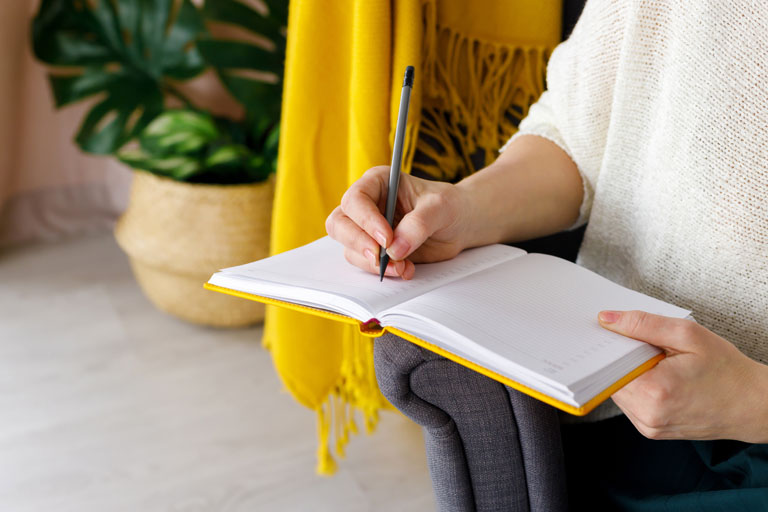 Worksheet for identifying trigger story strategy and needs in attachment styles